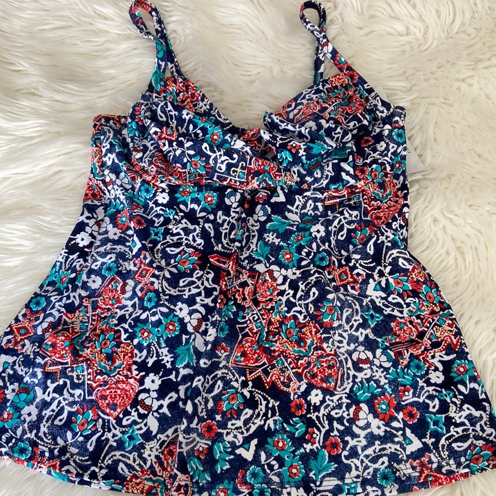 Penbrooke swim top brand new with tags size 14